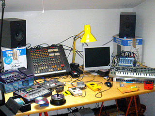 A chipmusic studio !!!